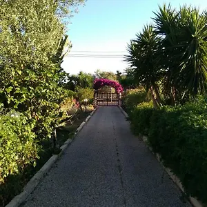 3* Bed & Breakfast Bouganvillea